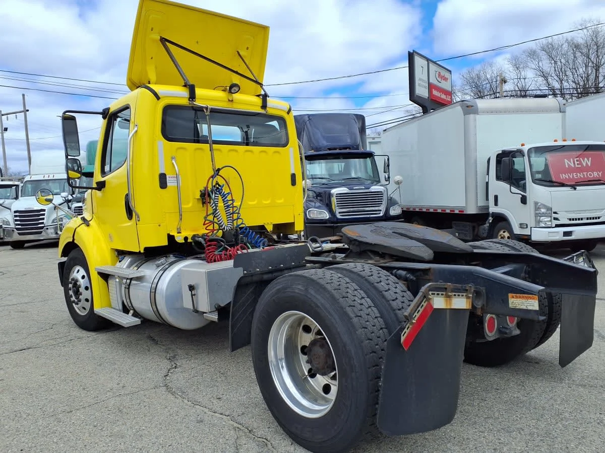 2019 Freightliner M2 112 - image 6
