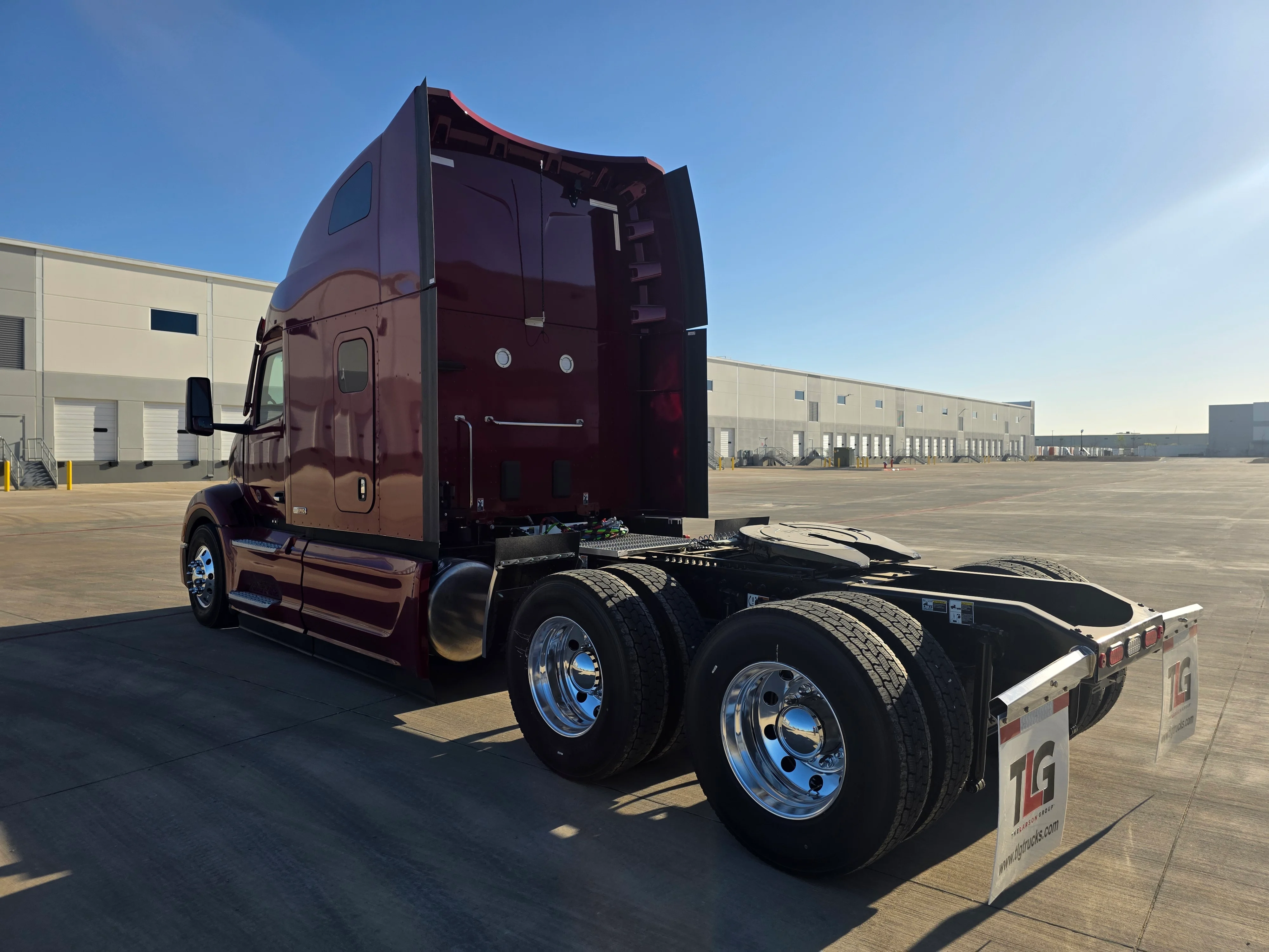 2027 Peterbilt 579 in O'fallon, MO — photo 3