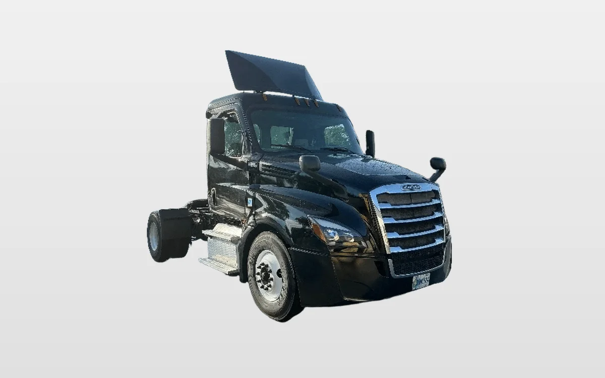 2019 Freightliner - image 1
