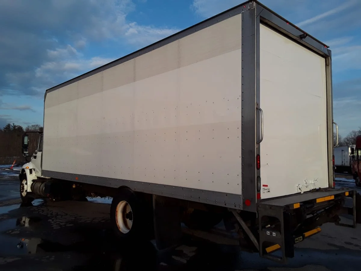 2019 International 4300 in Salisbury, MA — photo 6