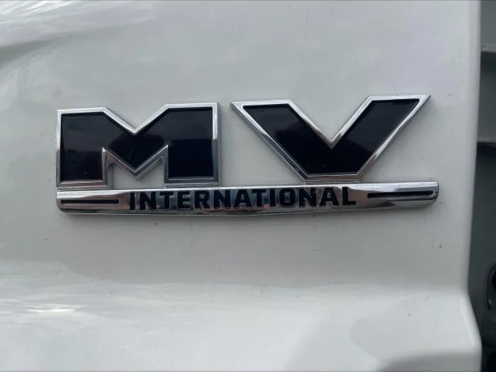 2025 International MV - image 12