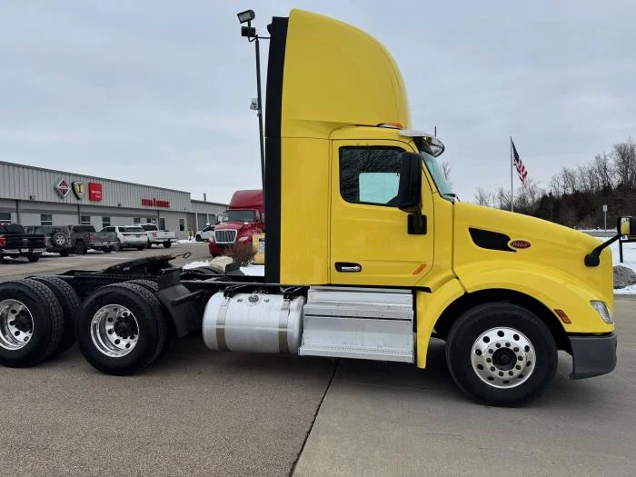 2021 Peterbilt 579 in Lima, OH — photo 5