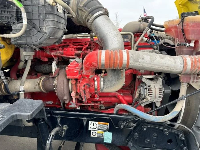 2021 Peterbilt 579 in Lima, OH — photo 15