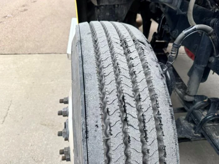 2021 Peterbilt 579 - image 13