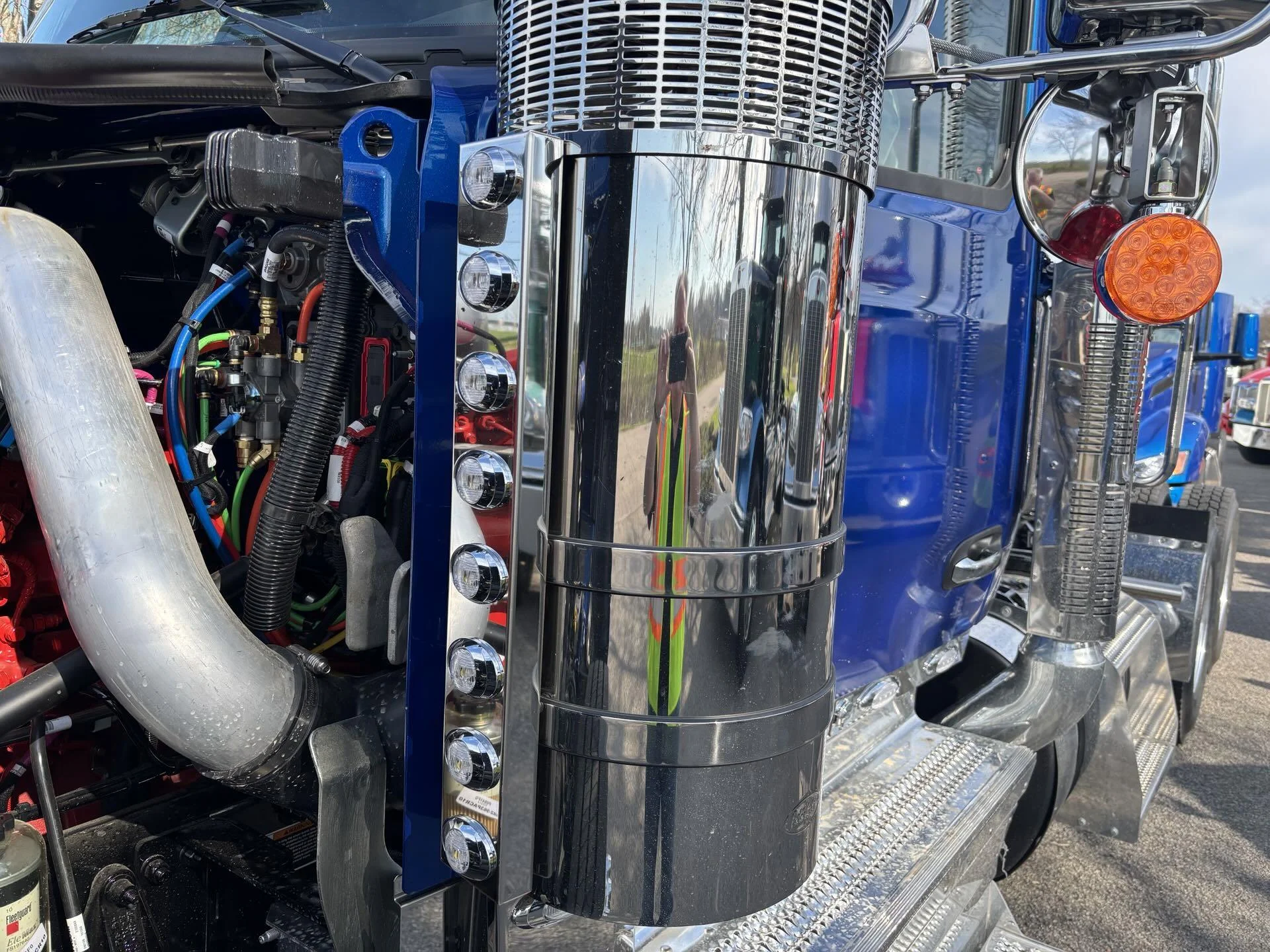 2027 Peterbilt 589 in Zanesville, OH — photo 7