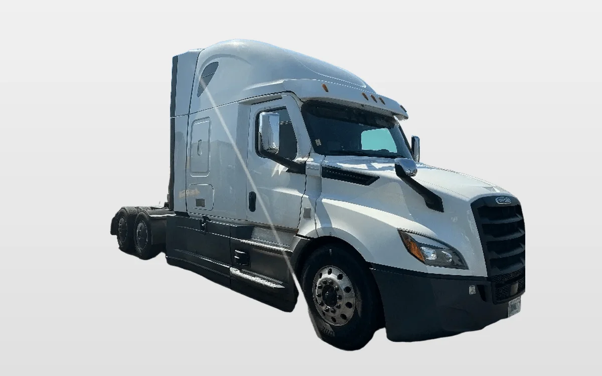 2022 Freightliner - image 1