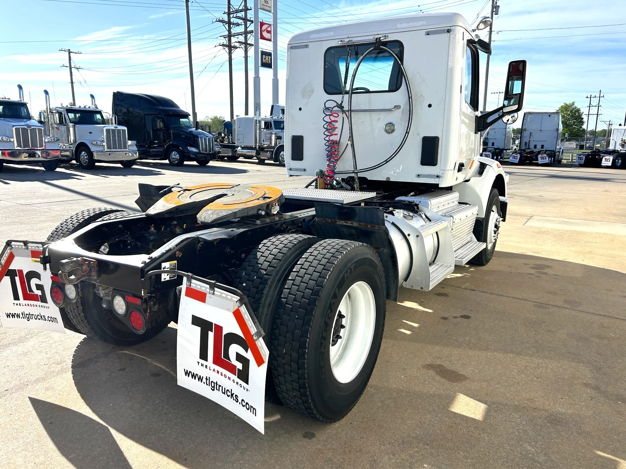 2020 Peterbilt 567 - image 7