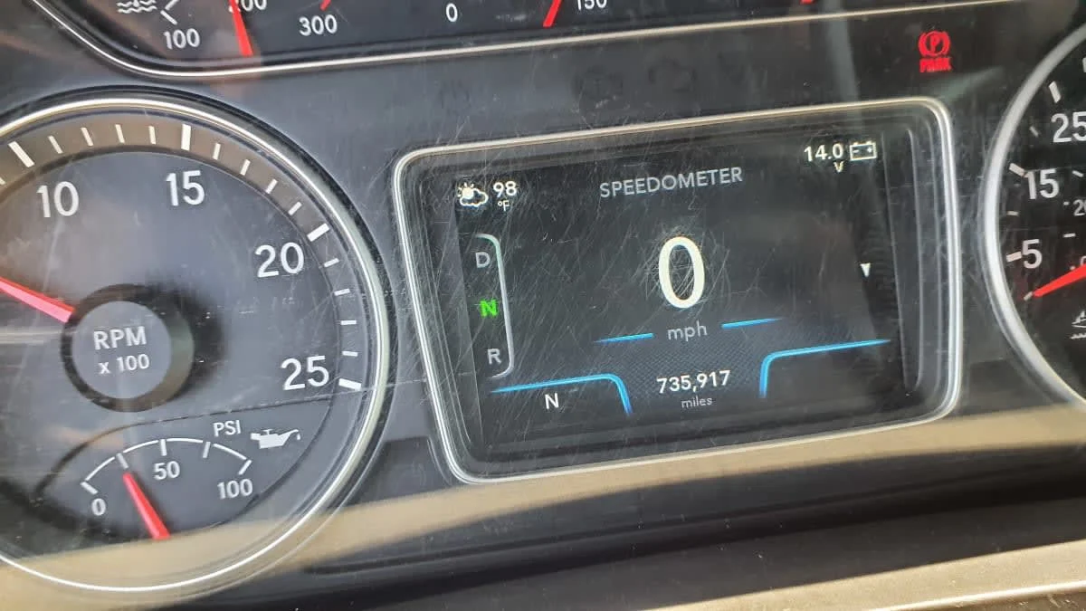 2022 International LT in Birmingham, AL — photo 12