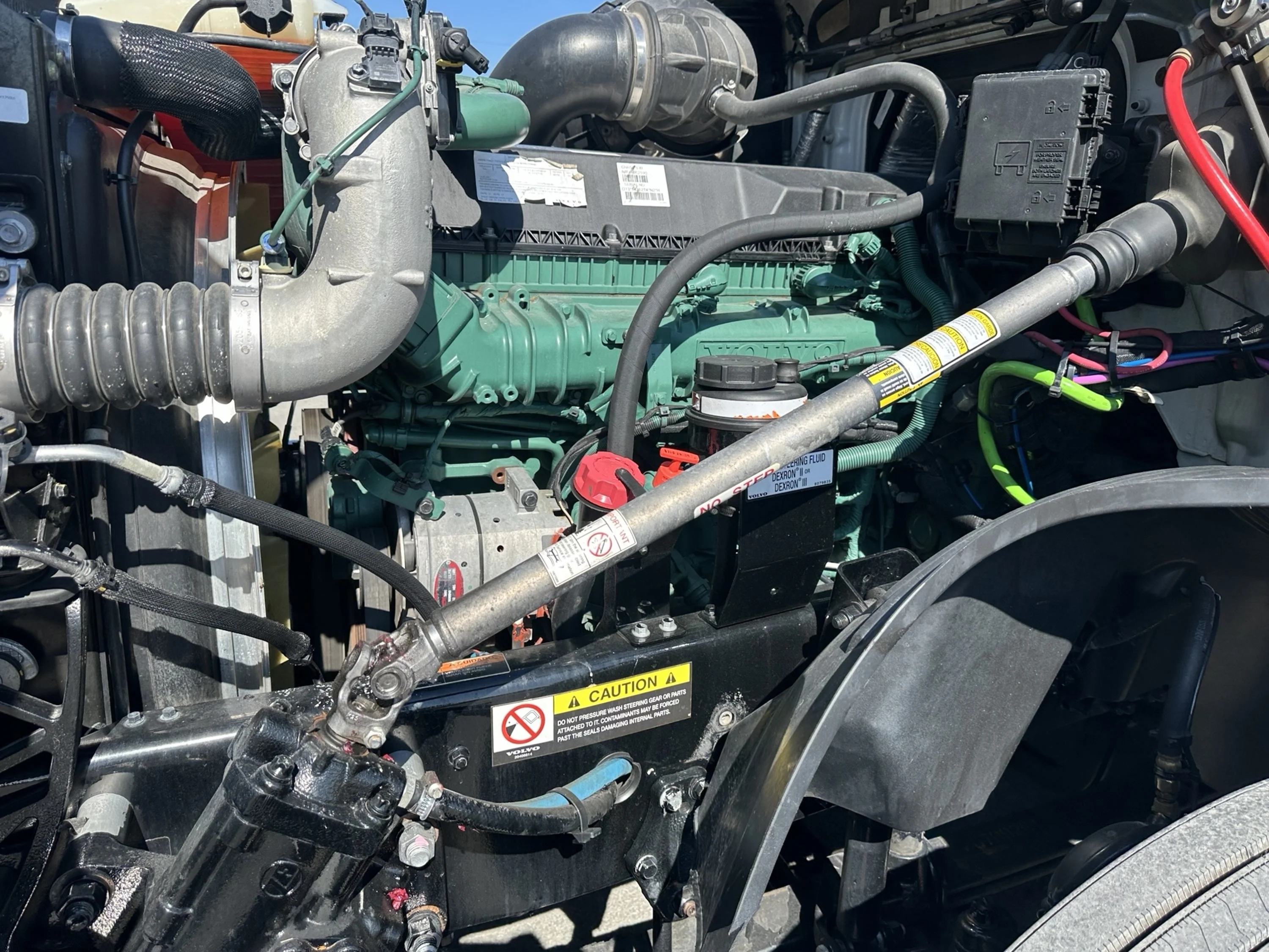 2024 Volvo VNL 860 in Franklin, KY — photo 10