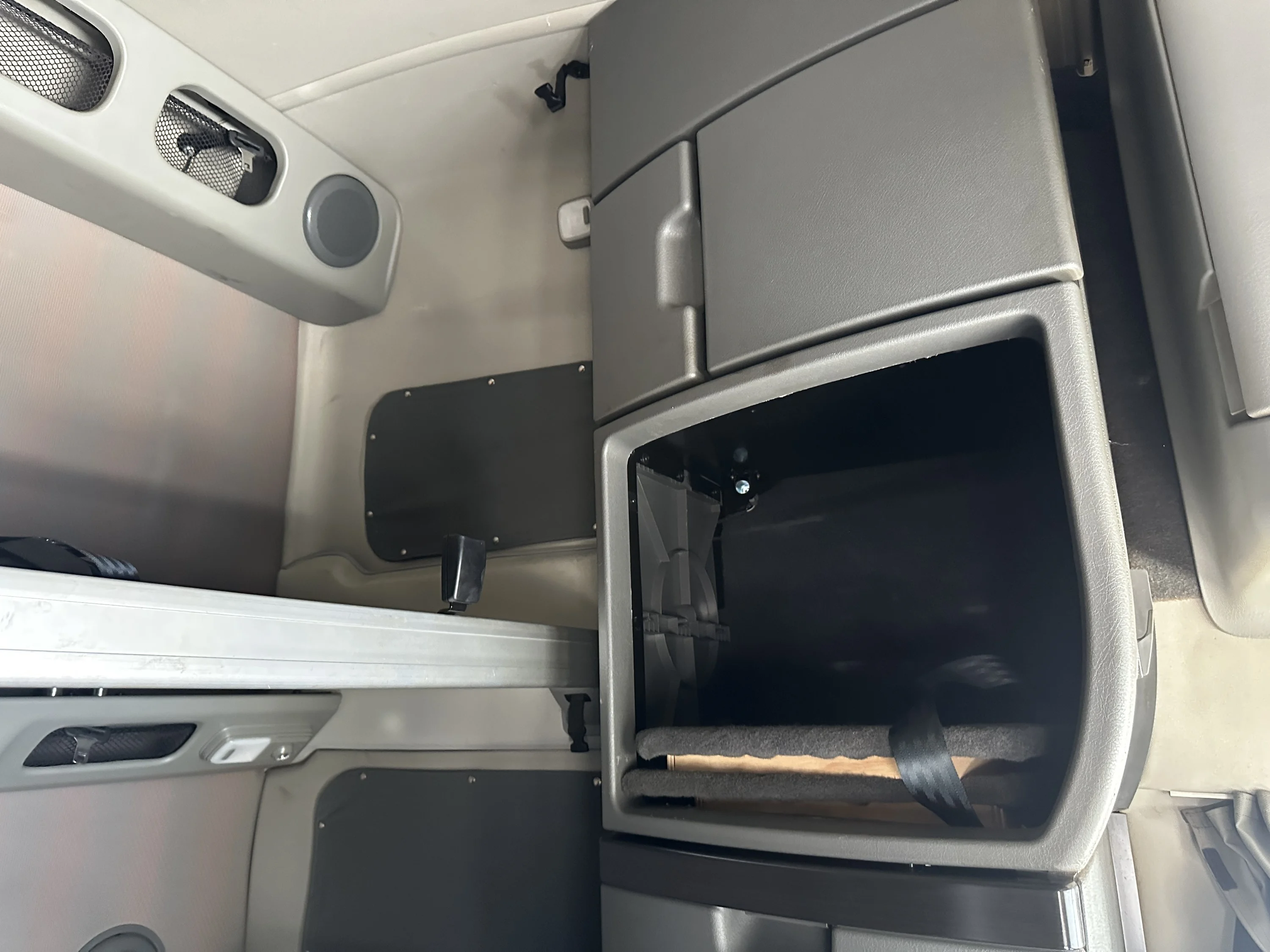 2024 Volvo VNL 860 in Franklin, KY — photo 18
