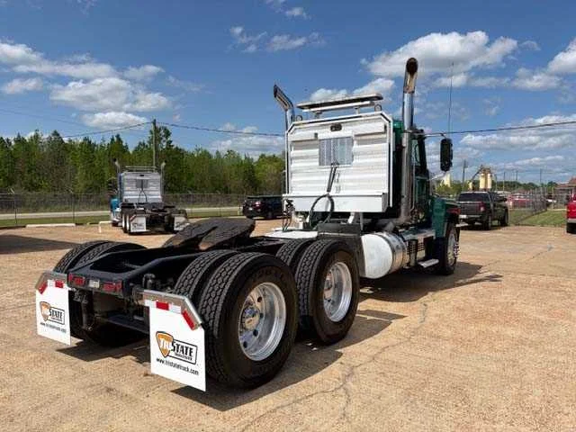 2025 Mack Pinnacle - image 6