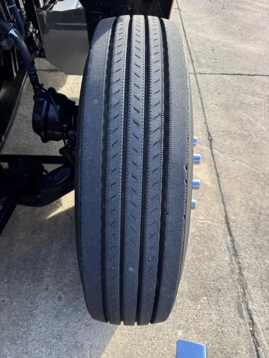 2022 Peterbilt 579 - image 13