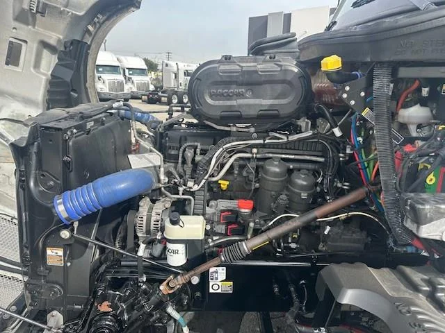 2023 Kenworth T680 - image 3