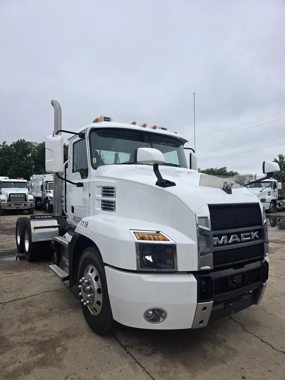 2021 Mack Anthem in Canton, OH — photo 2