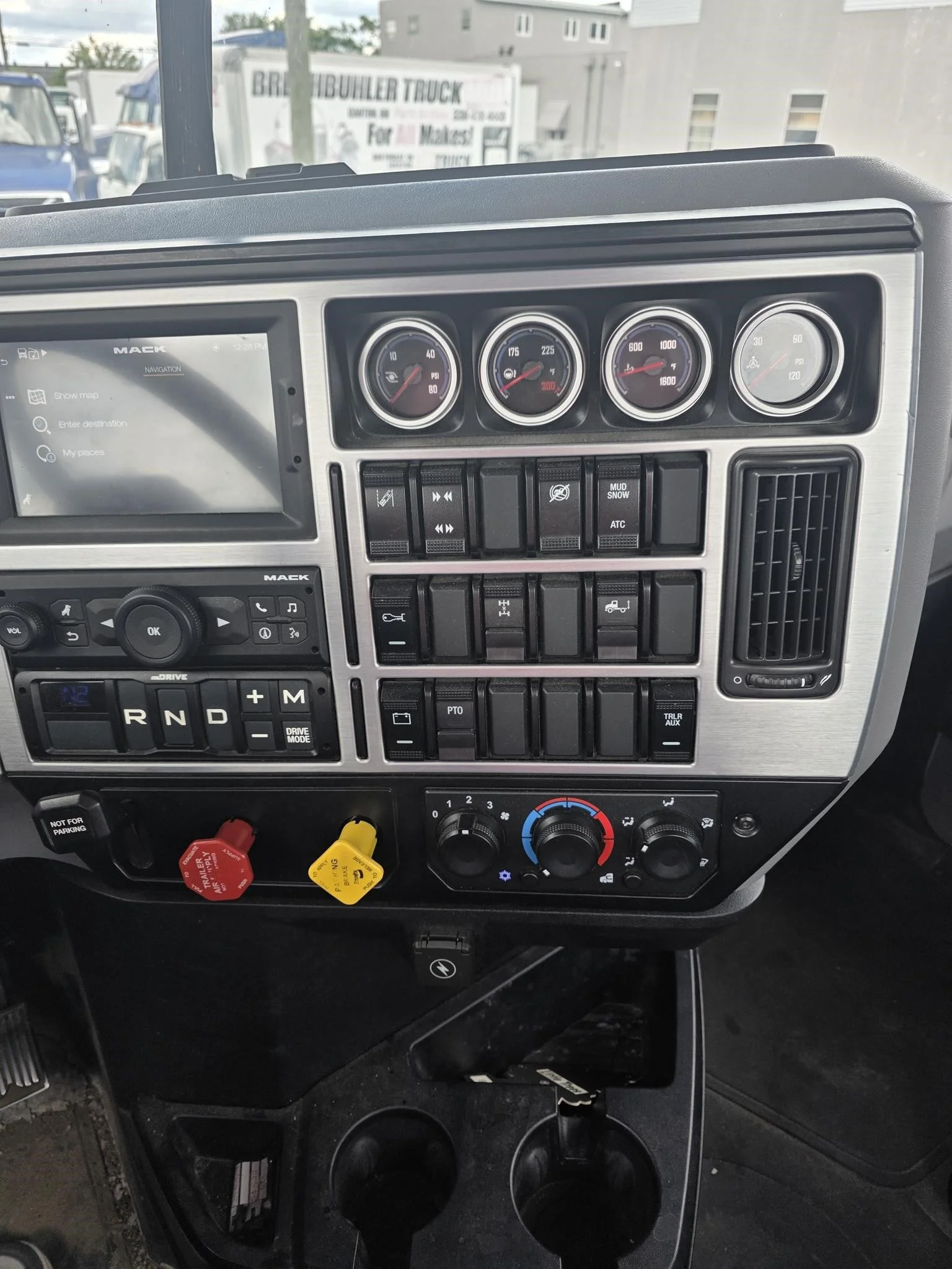 2021 Mack Anthem in Canton, OH — photo 4