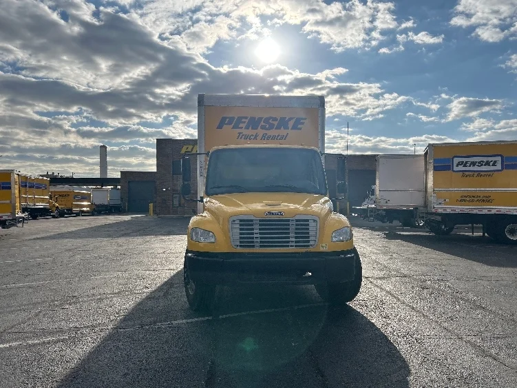 2020 Freightliner M2 106 in Chesapeake, VA — photo 2