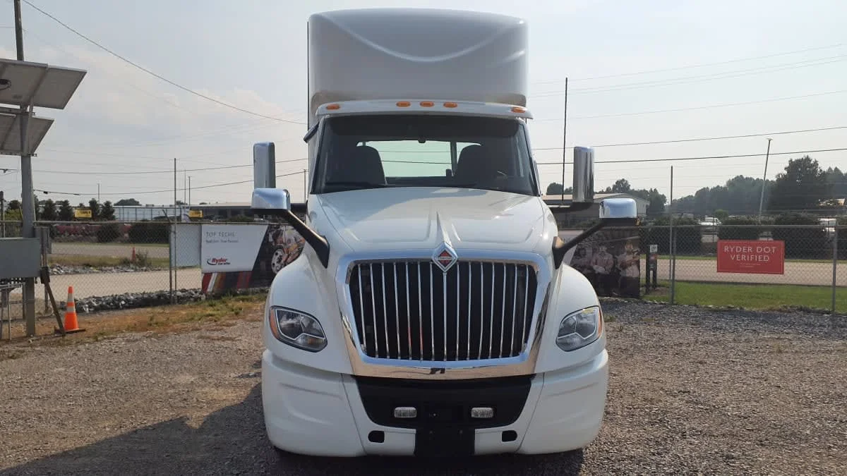 2020 International LT in Birmingham, AL — photo 2