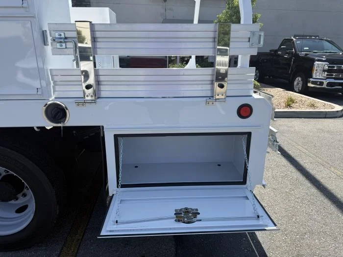 2026 Ford F-550 — photo 14