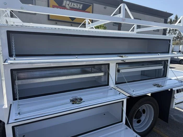 2026 Ford F-550 — photo 11