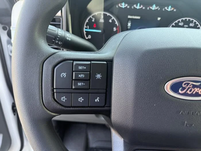2026 Ford F-550 — photo 31