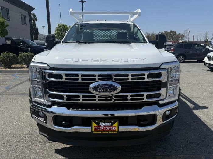 2026 Ford F-550 — photo 9