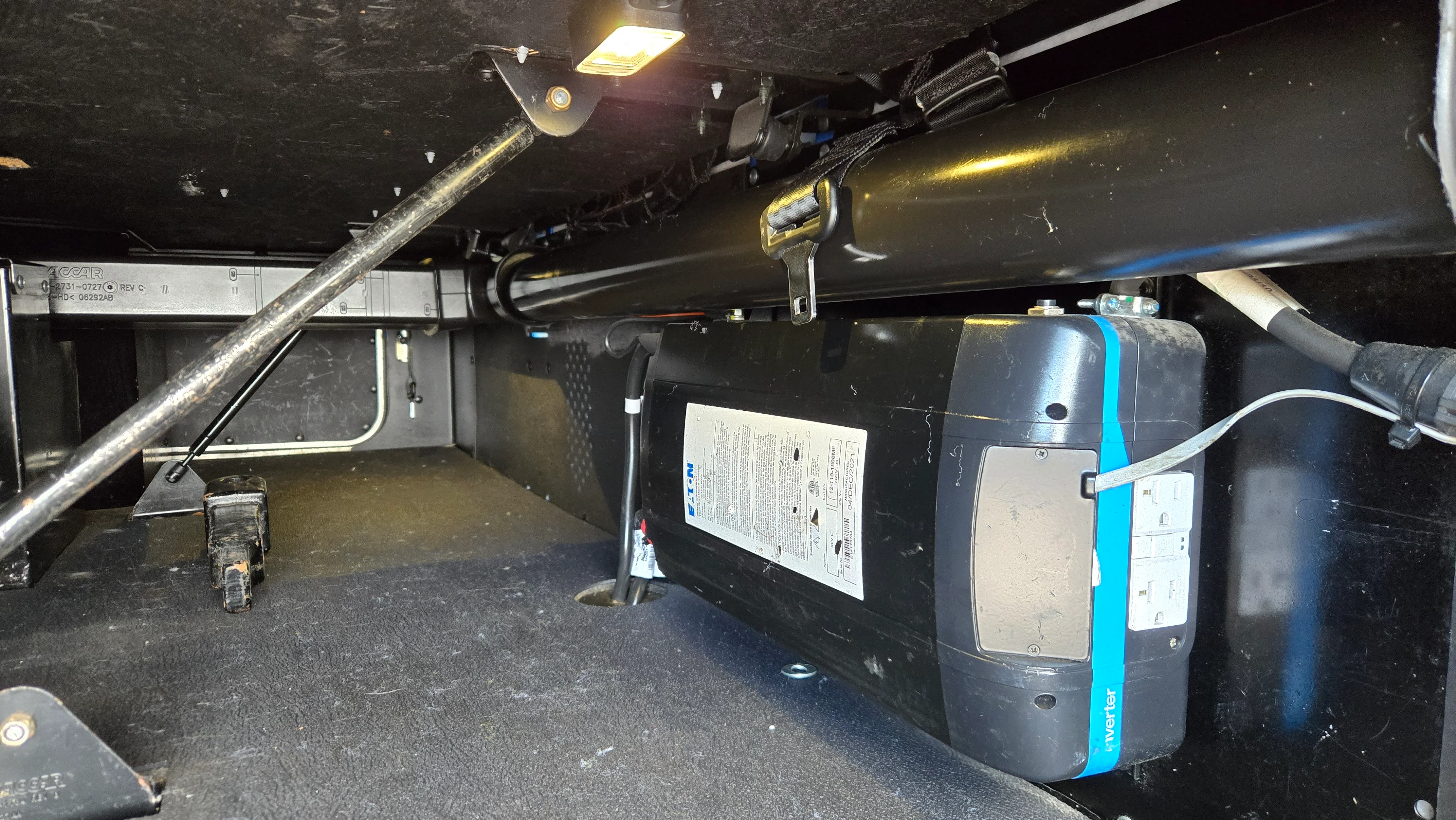 2023 Kenworth T880 - image 8