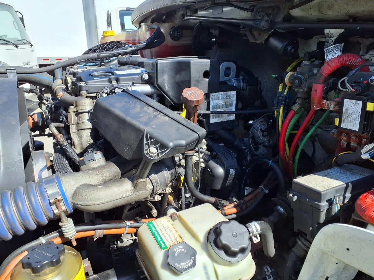 2020 Freightliner M2 106 - image 9