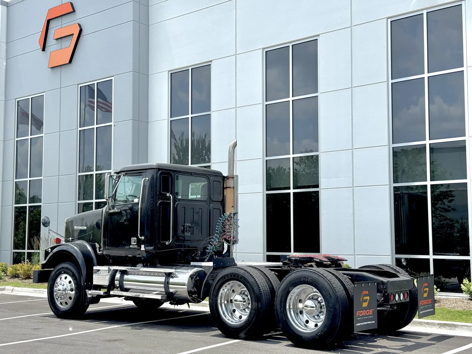 2017 Western Star 4900 in New Lenox, IL — photo 6