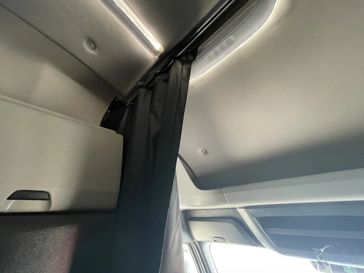 2024 Freightliner Cascadia - image 38