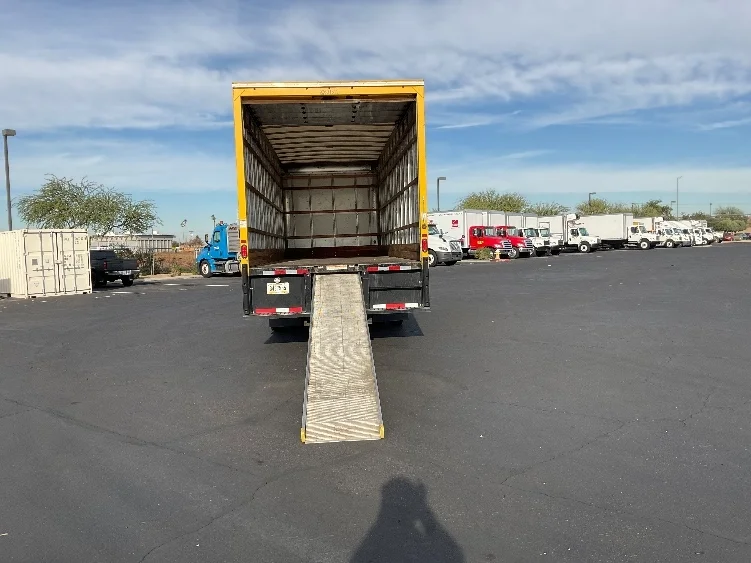 2021 International MV - image 9