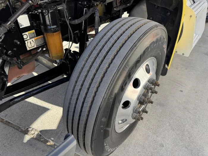 2021 Peterbilt 579 in El Paso, TX — photo 14