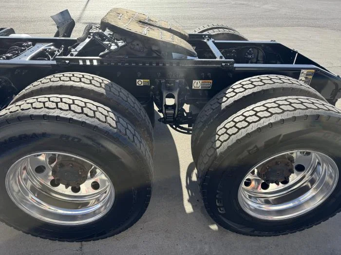 2021 Peterbilt 579 in El Paso, TX — photo 15