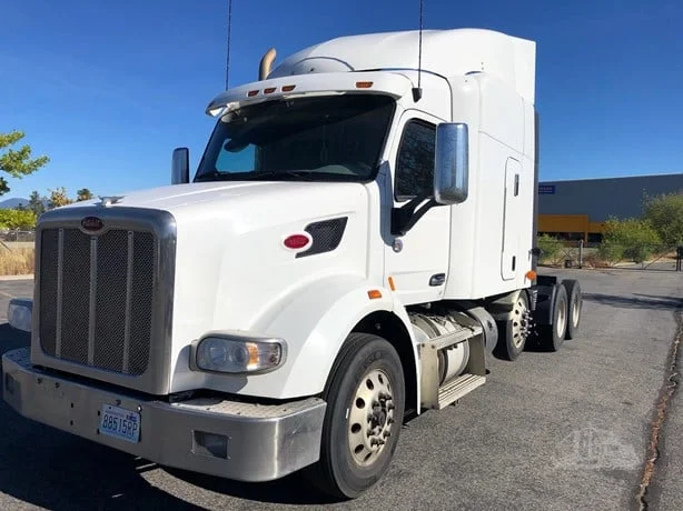 2021 Peterbilt 567