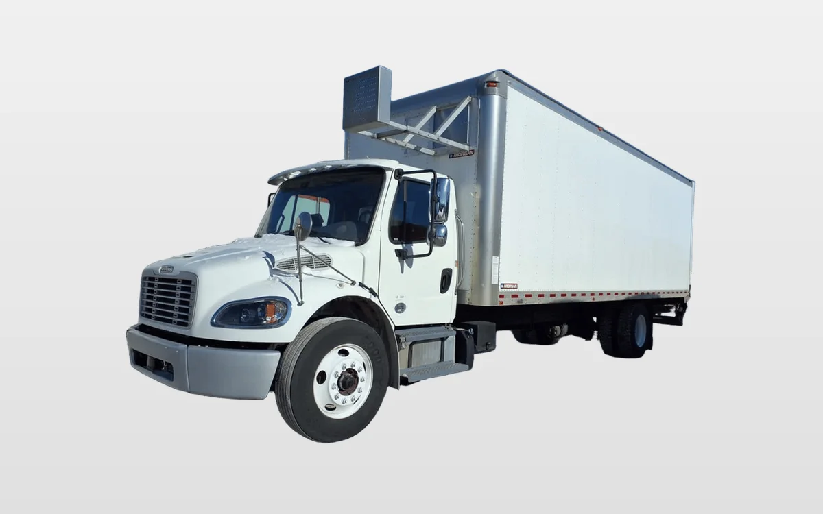 2020 Freightliner M2 106 - image 1