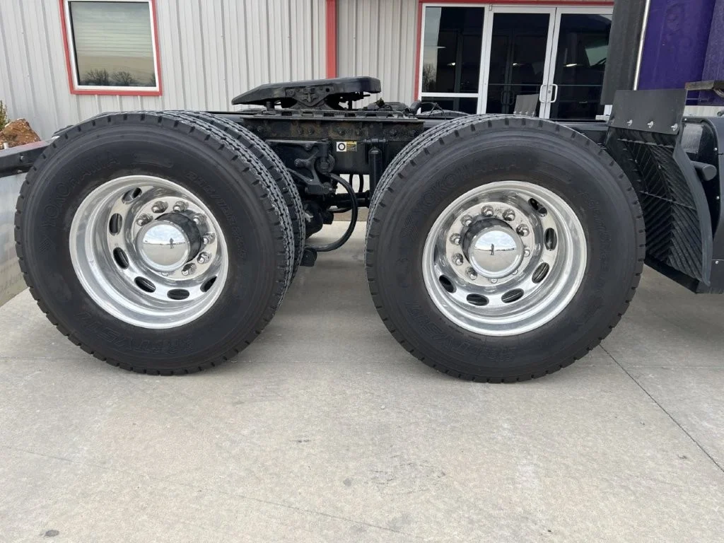 2022 Peterbilt 579 - image 15