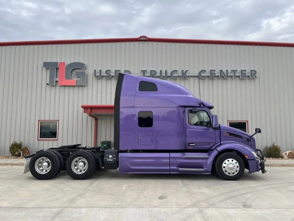 2022 Peterbilt 579 - image 4