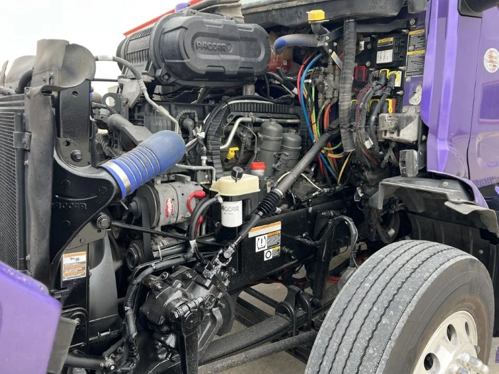 2022 Peterbilt 579 - image 16