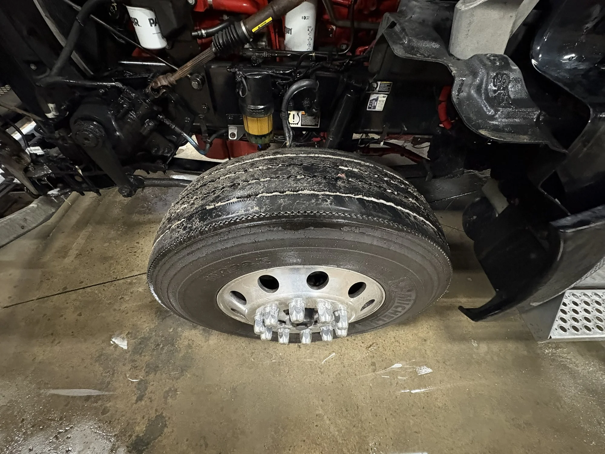 2023 Kenworth T880 - image 9