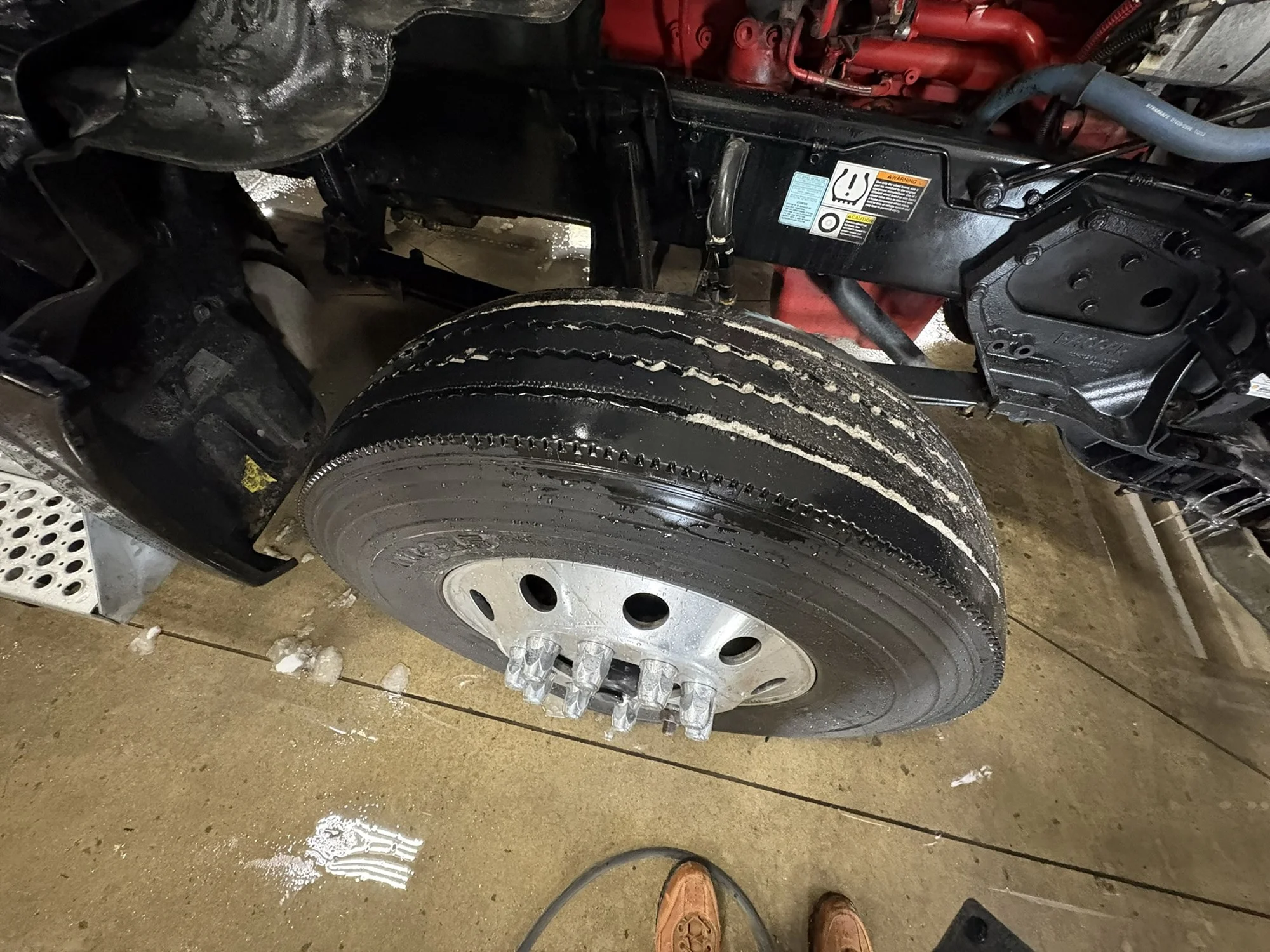 2023 Kenworth T880 - image 12