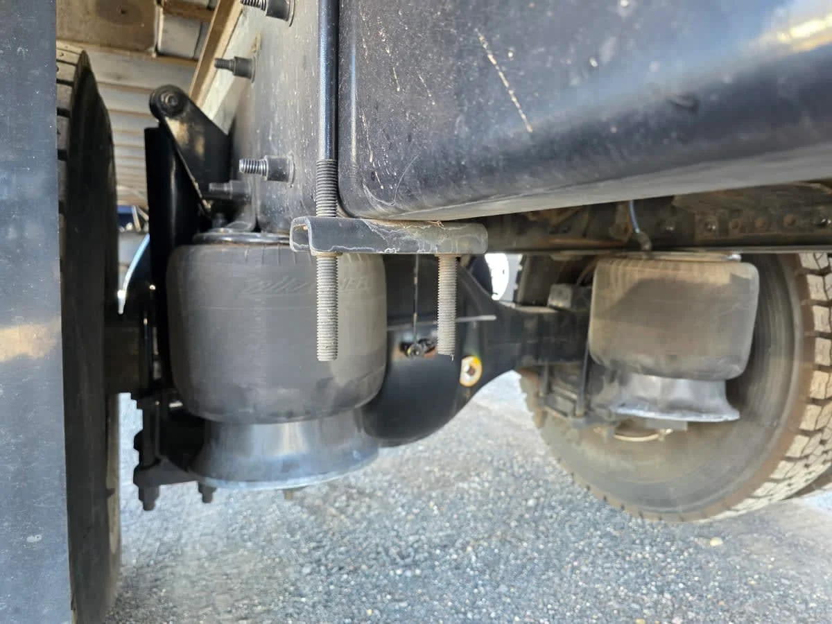 2018 Freightliner M2 106 - image 17