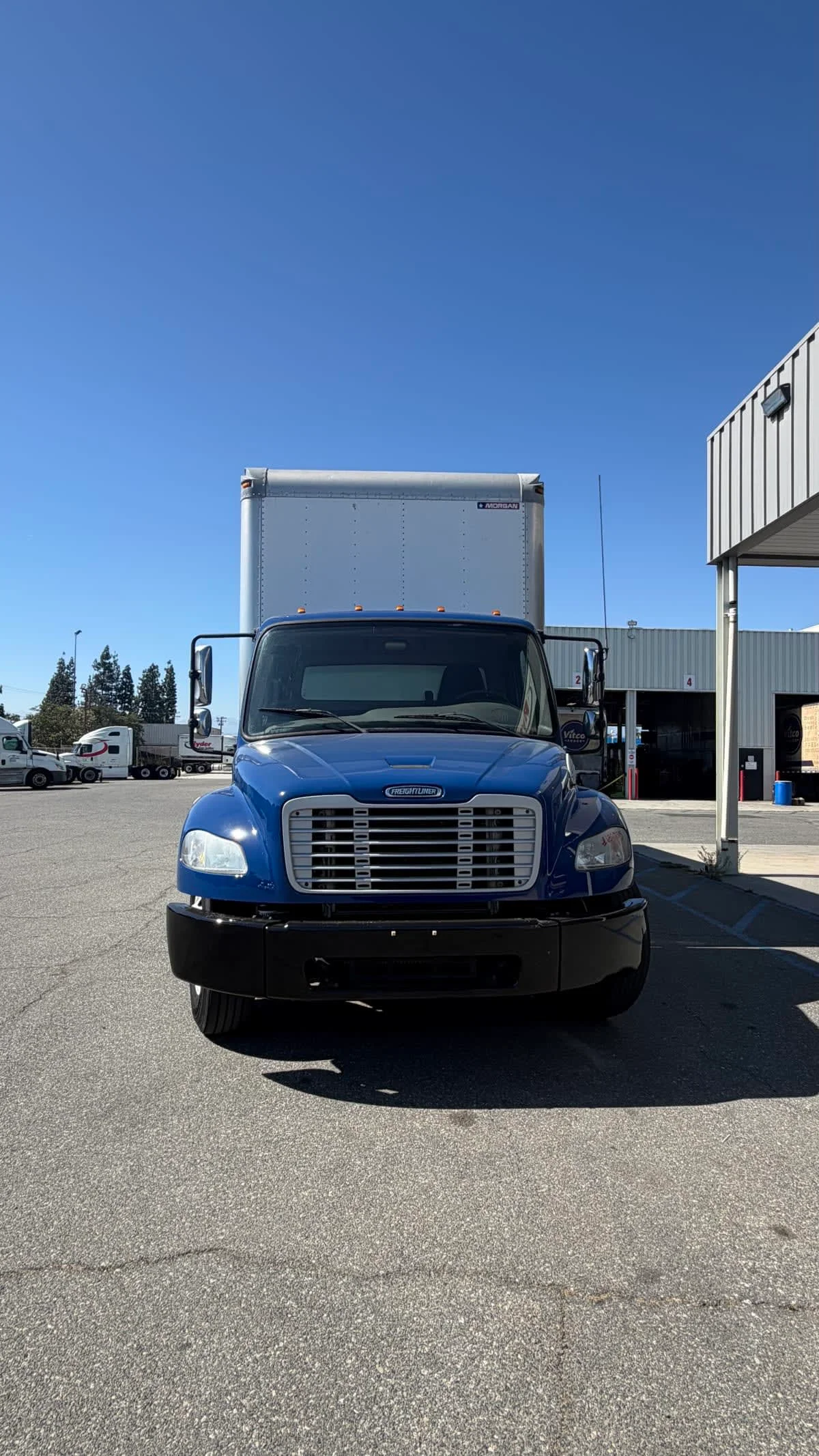 2018 Freightliner M2 106 in Pomona, CA — photo 2