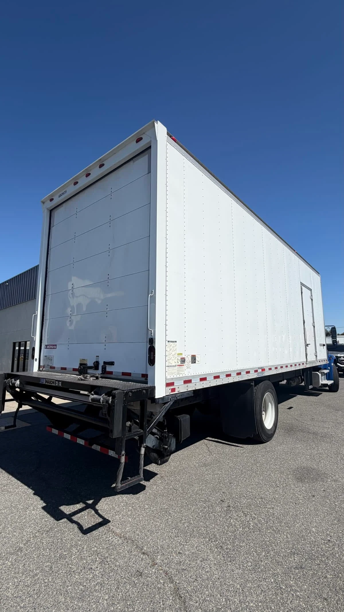 2018 Freightliner M2 106 in Pomona, CA — photo 4