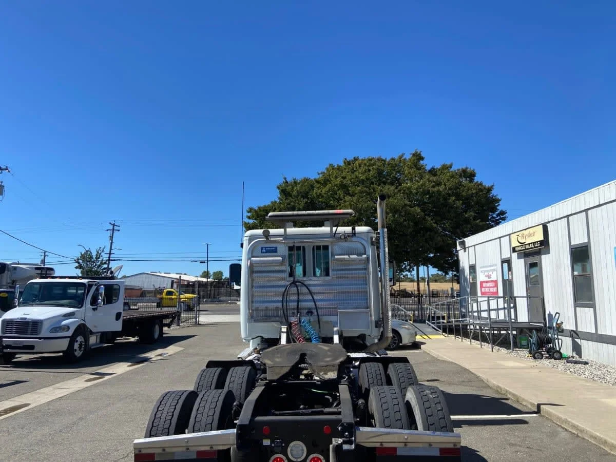 2020 Freightliner Cascadia in West Sacramento, CA — photo 5