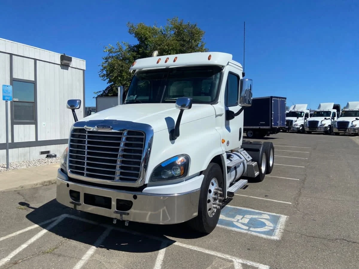 2020 Freightliner Cascadia