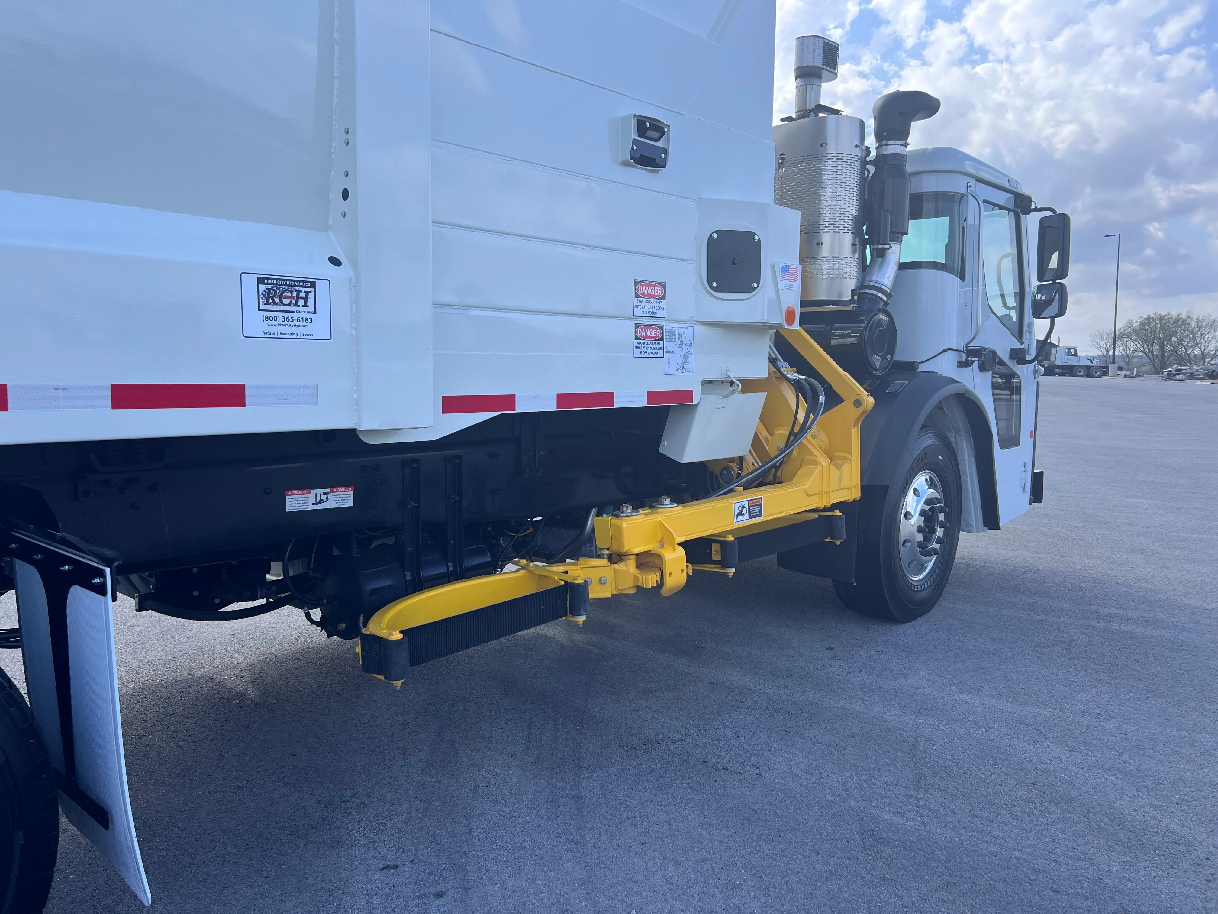 2026 Mack LR in Tulsa, OK — photo 8