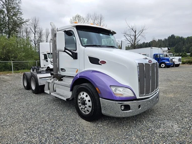 2019 PETERBILT 579 - image 7
