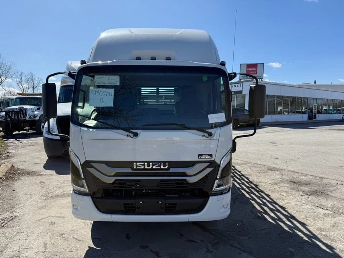 2025 Isuzu NRR - image 3