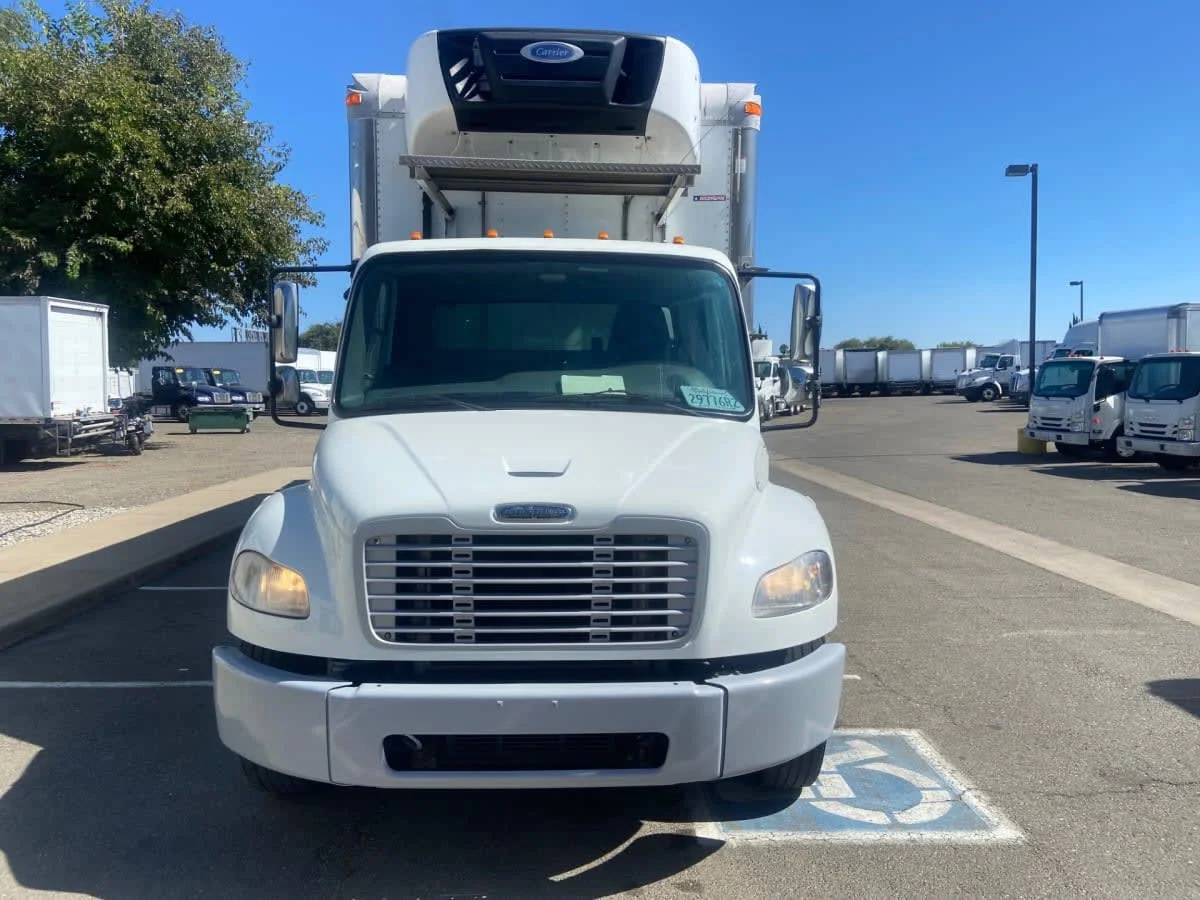 2019 Freightliner M2 106 in San Diego, CA — photo 2