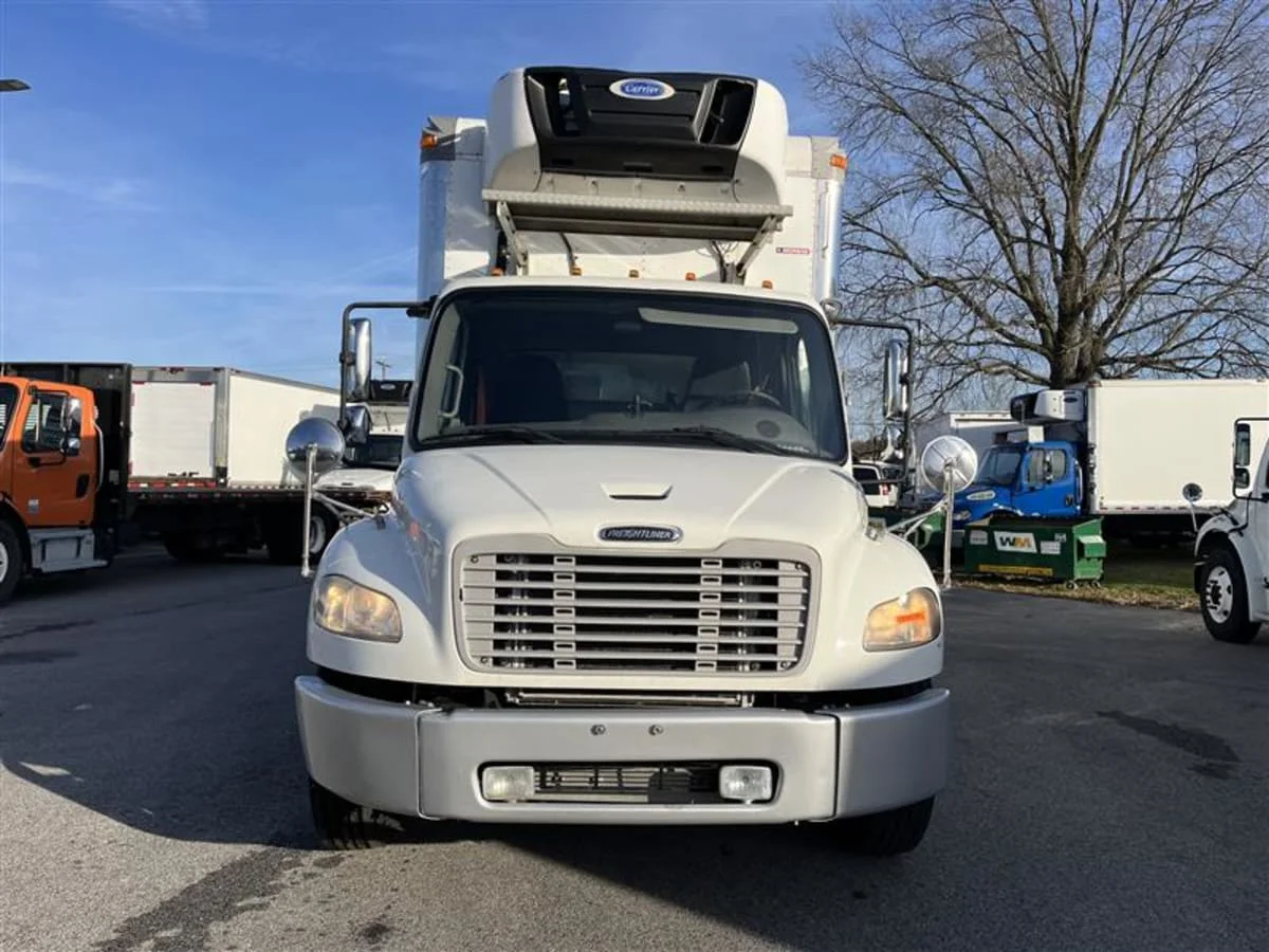2019 Freightliner M2 106 in Beltsville, MD — photo 2