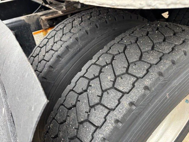 2022 Mack Anthem - image 19